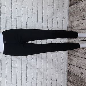 Gap Soft High Rise Ponte Pintuck Slim Skinny/Tapered Crop Ankle Pants in Black
